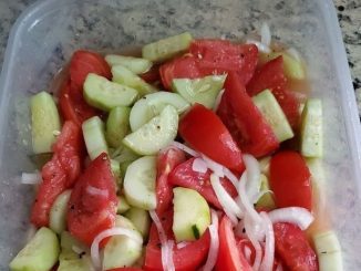 Marinated cucumber, onion & tomato