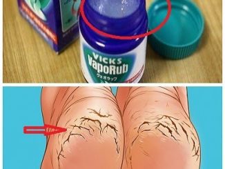 She rubbed her feet with Vicks Vaporub every night. The result will impress you